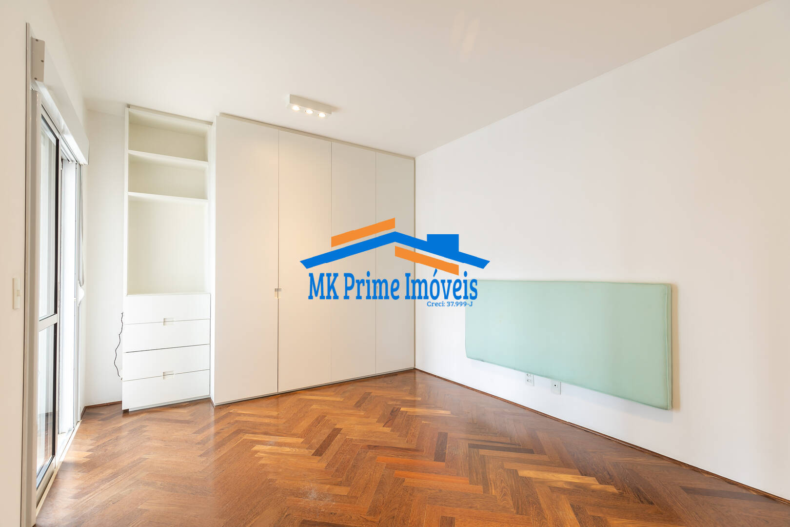 Apartamento para alugar com 3 quartos, 165m² - Foto 22