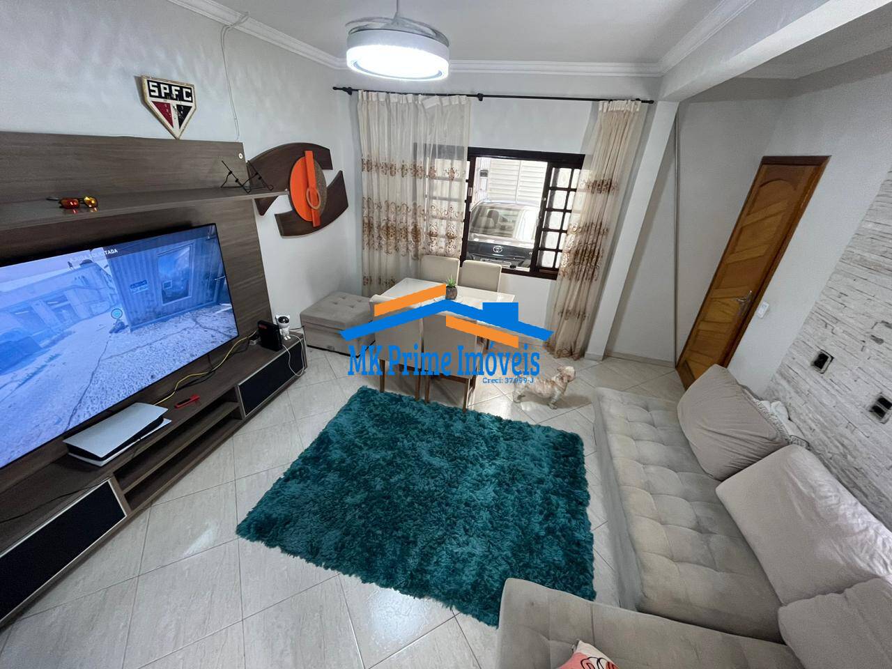 Casa à venda com 3 quartos, 142m² - Foto 1