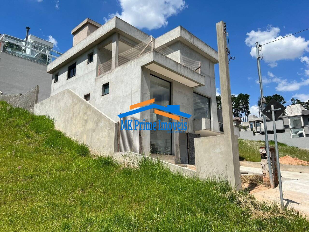 Casa de Condomínio à venda com 3 quartos, 290m² - Foto 3