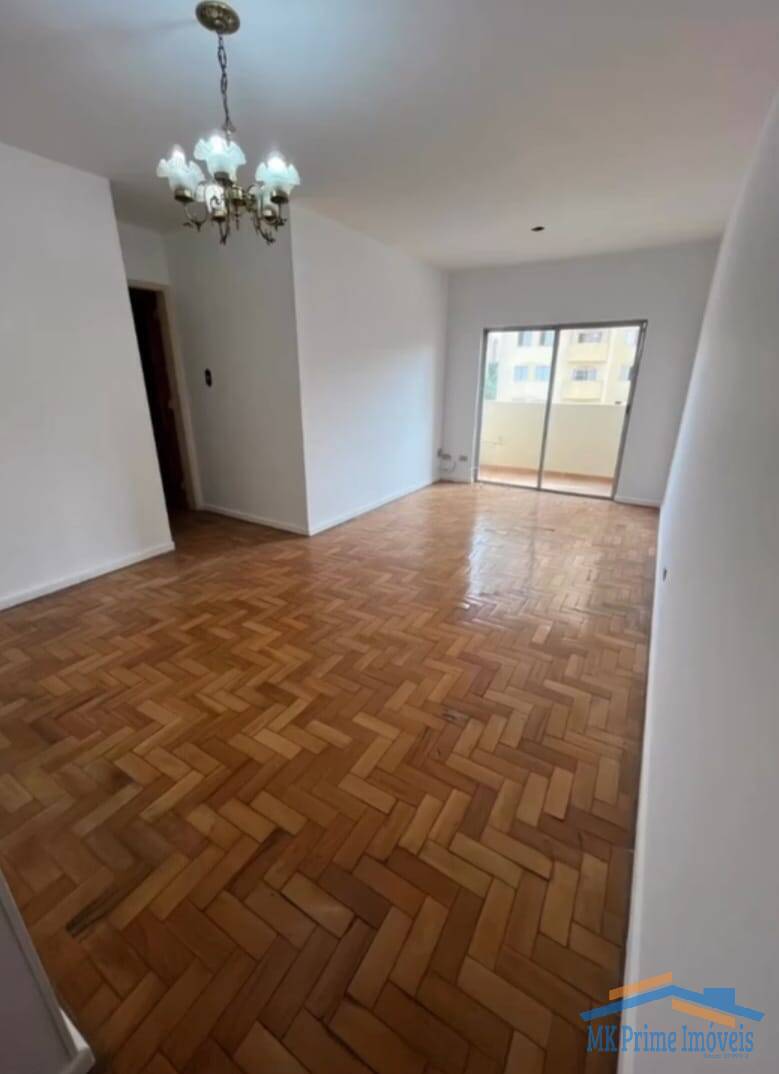 Apartamento à venda com 3 quartos, 80m² - Foto 2