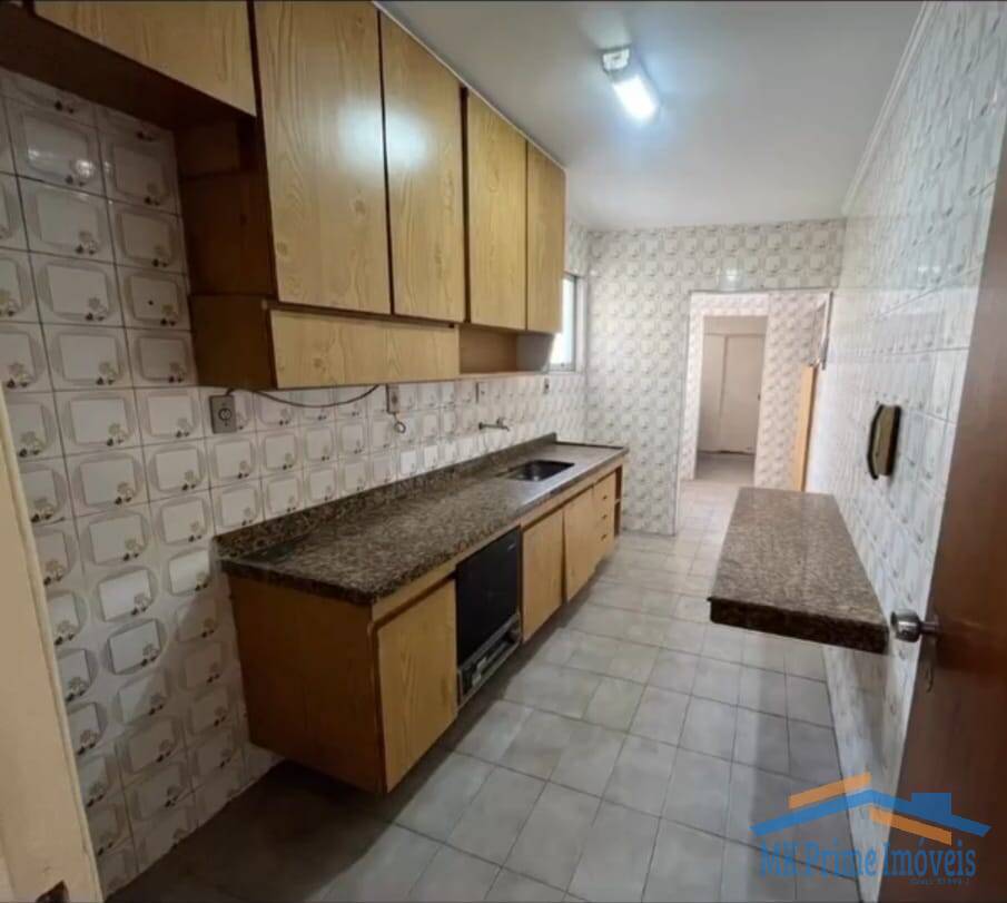 Apartamento à venda com 3 quartos, 80m² - Foto 3