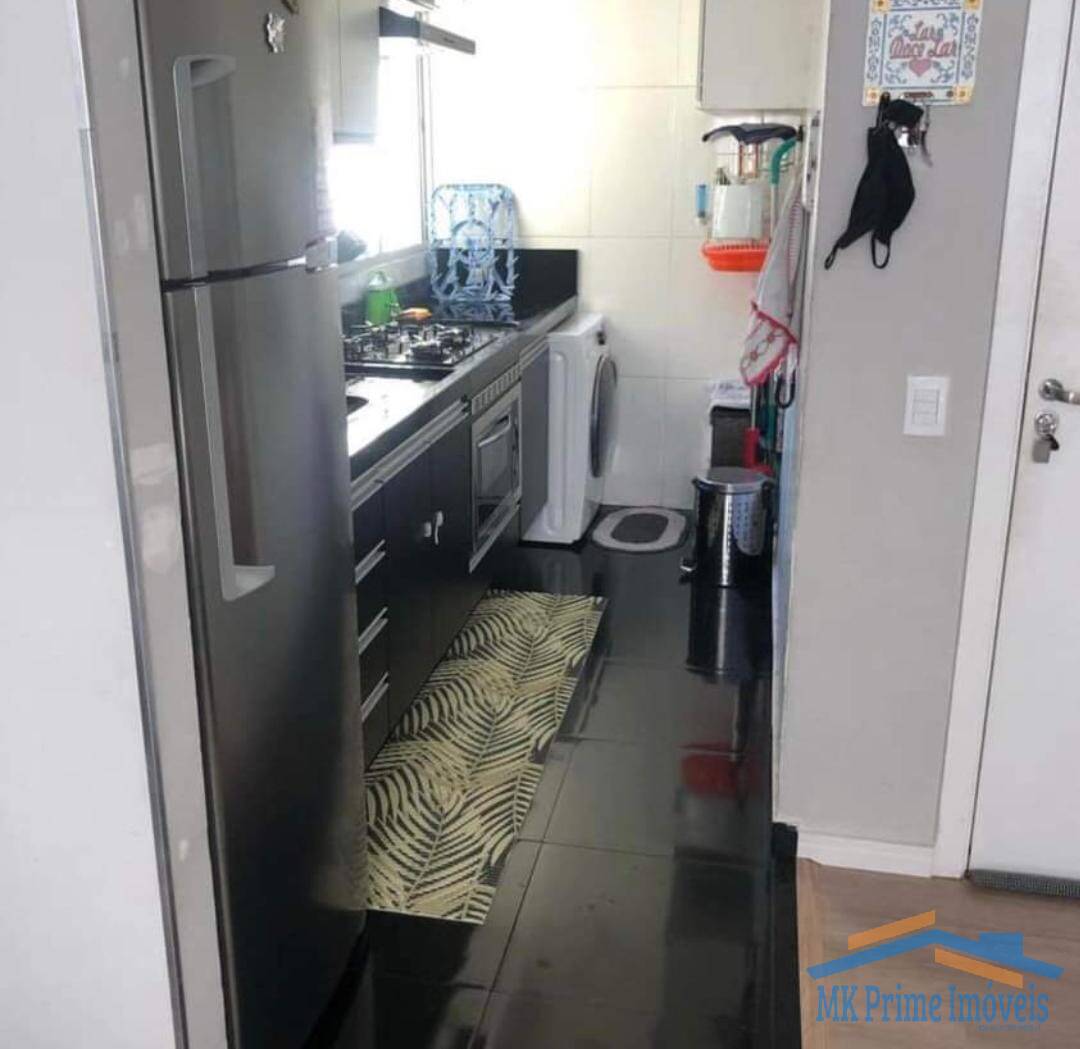 Apartamento à venda com 2 quartos, 40m² - Foto 2