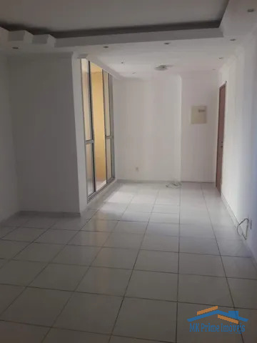 Apartamento à venda com 2 quartos, 65m² - Foto 1