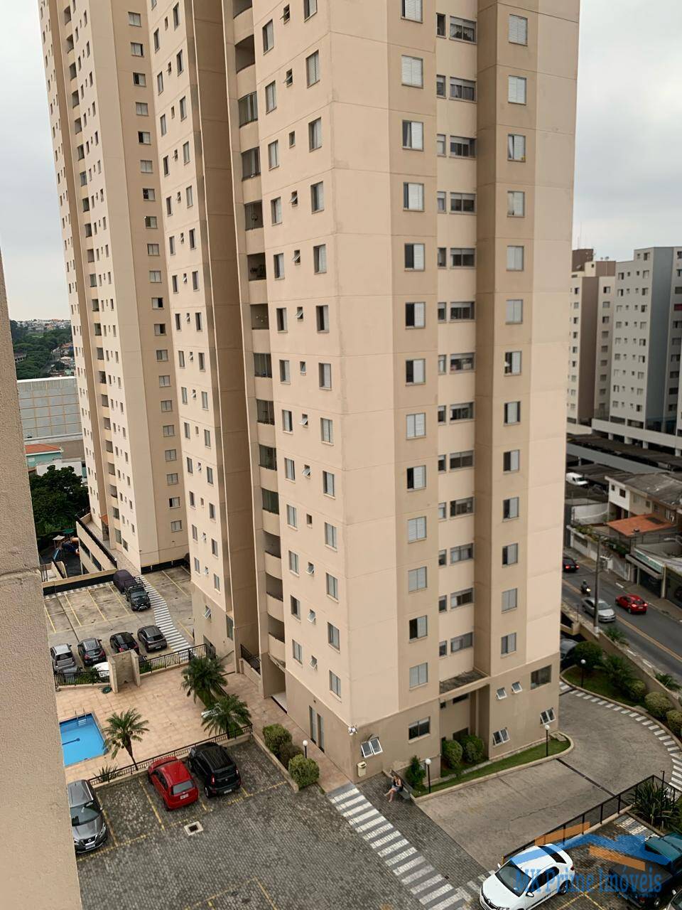 Apartamento à venda com 3 quartos, 70m² - Foto 1