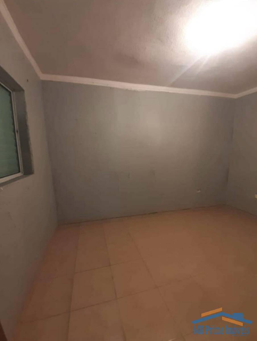 Casa à venda com 4 quartos, 115m² - Foto 4