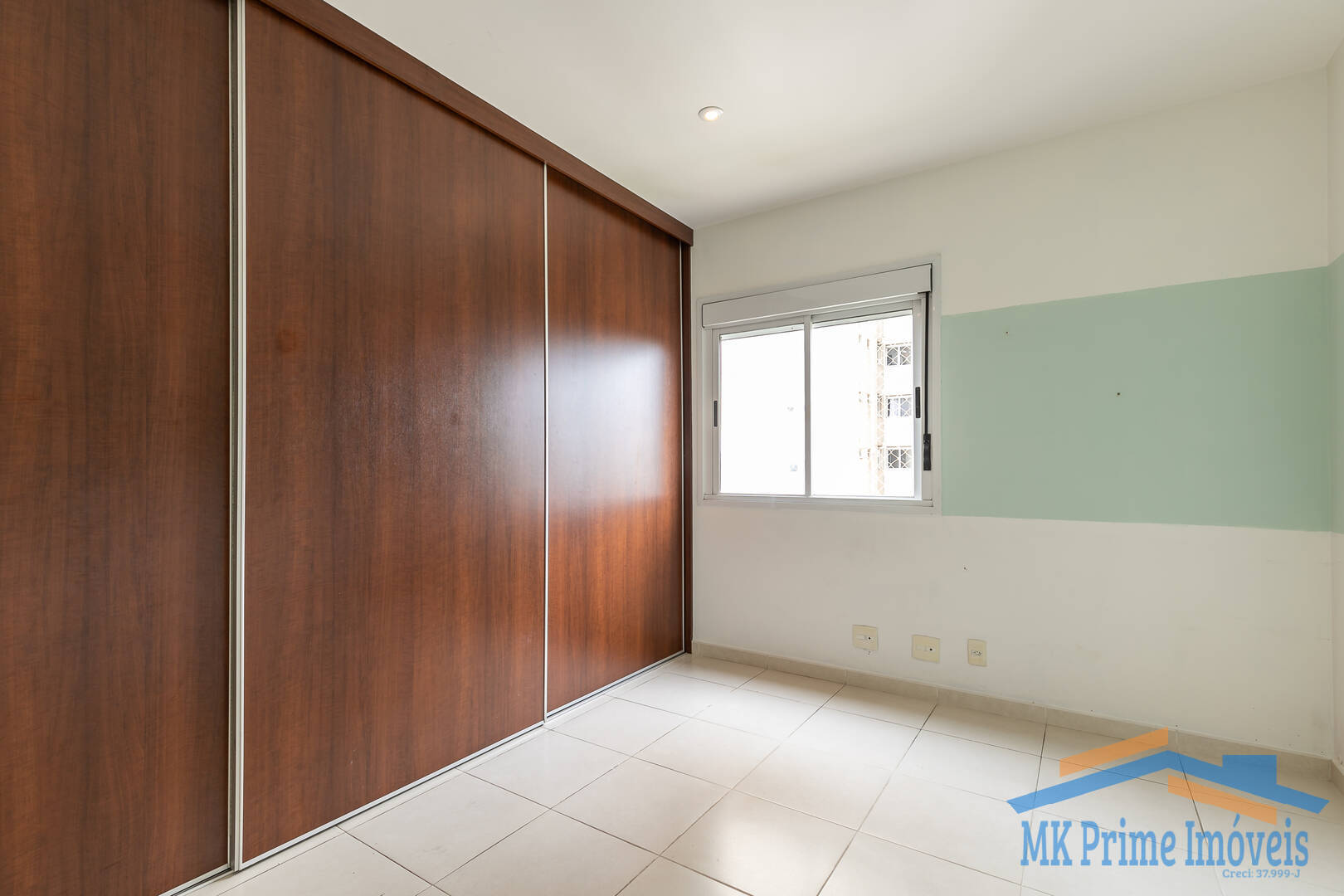 Apartamento à venda com 3 quartos, 117m² - Foto 28