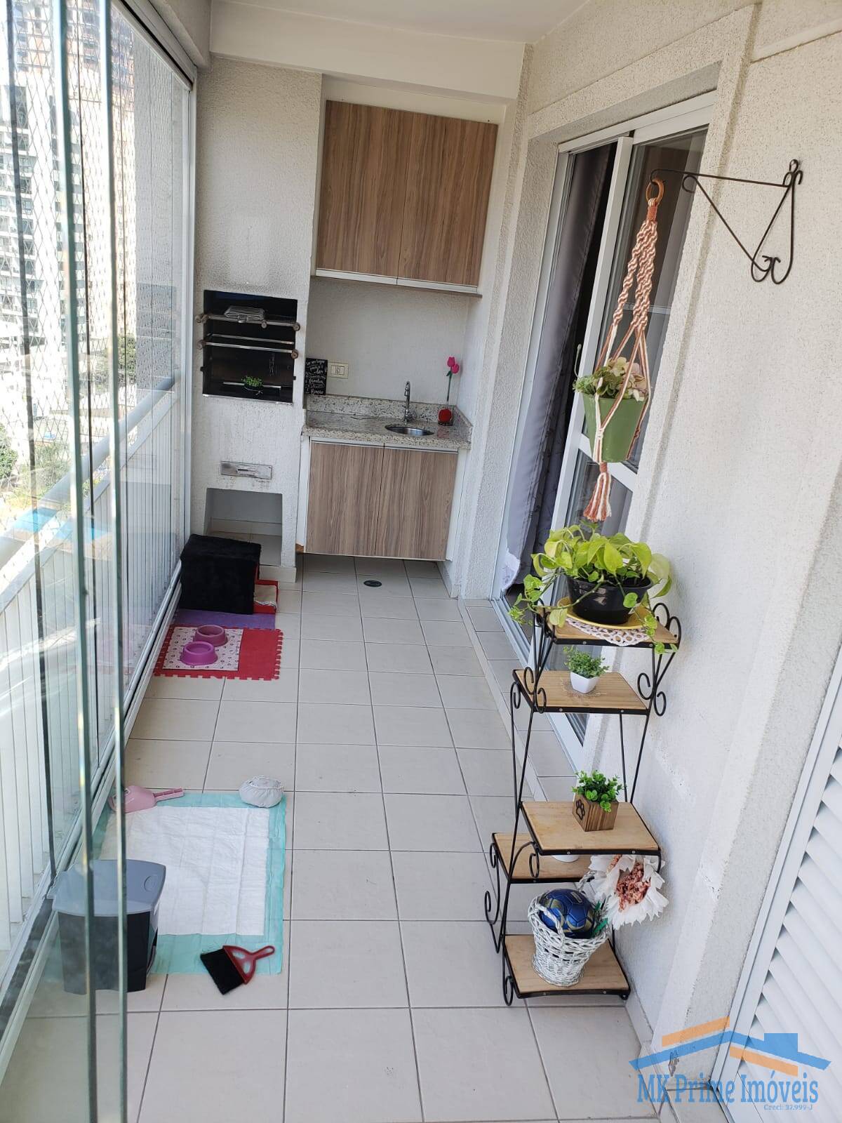 Apartamento à venda com 3 quartos, 94m² - Foto 3