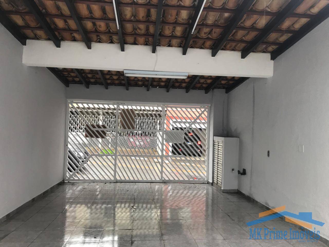 Sobrado à venda com 4 quartos, 165m² - Foto 1