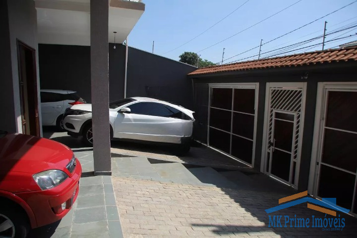 Sobrado à venda com 4 quartos, 319m² - Foto 2