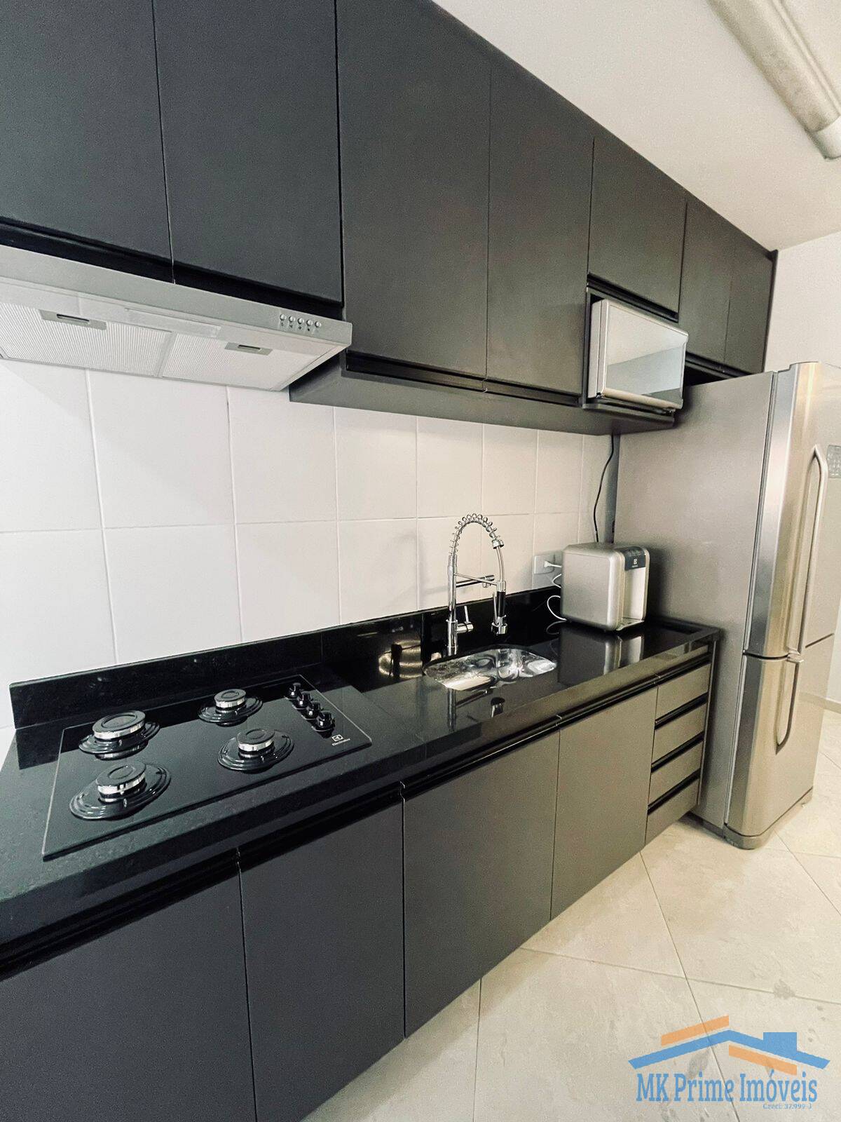 Apartamento à venda com 2 quartos, 70m² - Foto 7