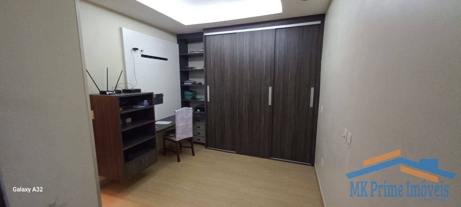 Sobrado à venda com 3 quartos, 300m² - Foto 15