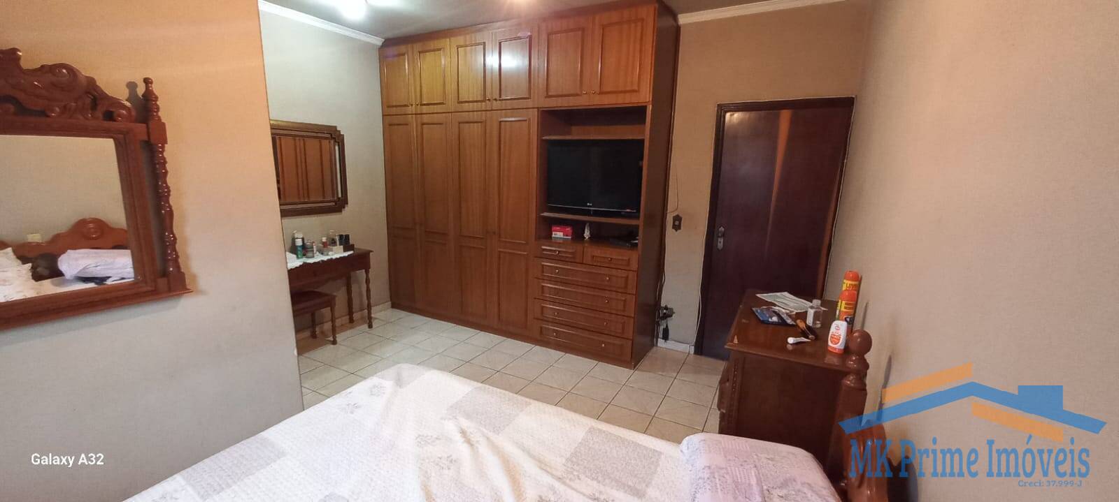 Sobrado à venda com 3 quartos, 300m² - Foto 18