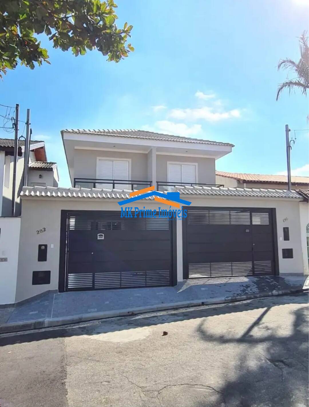 Sobrado à venda com 3 quartos, 140m² - Foto 1