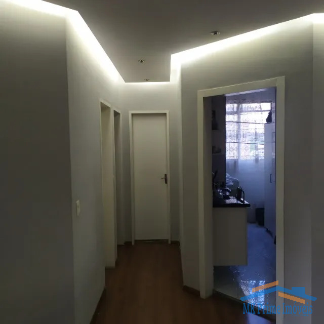 Apartamento à venda com 2 quartos, 58m² - Foto 4