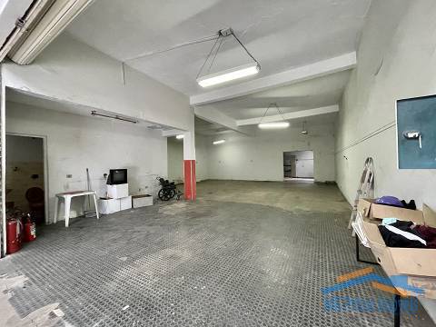 Prédio Inteiro à venda, 450m² - Foto 2