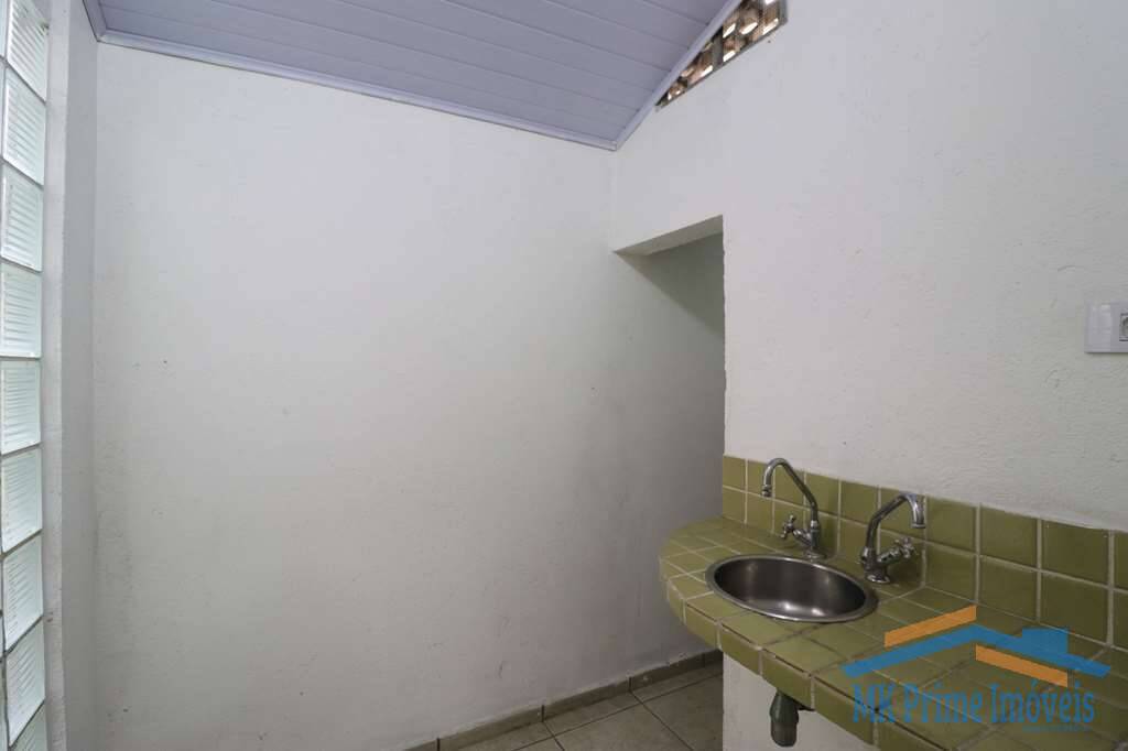 Casa à venda com 3 quartos, 100m² - Foto 25