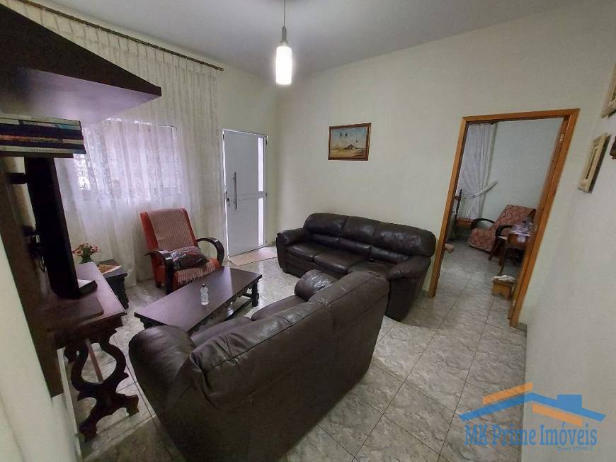 Sobrado à venda com 2 quartos, 200m² - Foto 2