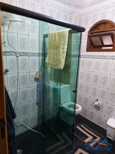 Sobrado à venda com 2 quartos, 200m² - Foto 12