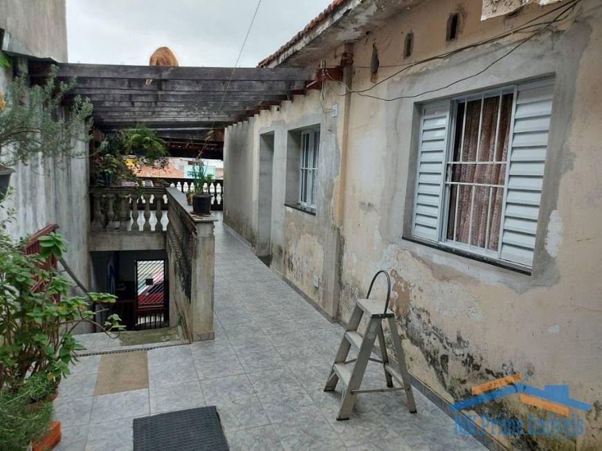 Sobrado à venda com 2 quartos, 200m² - Foto 18