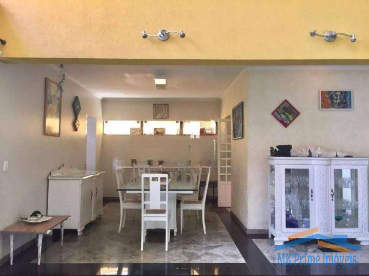 Sobrado à venda com 3 quartos, 314m² - Foto 2