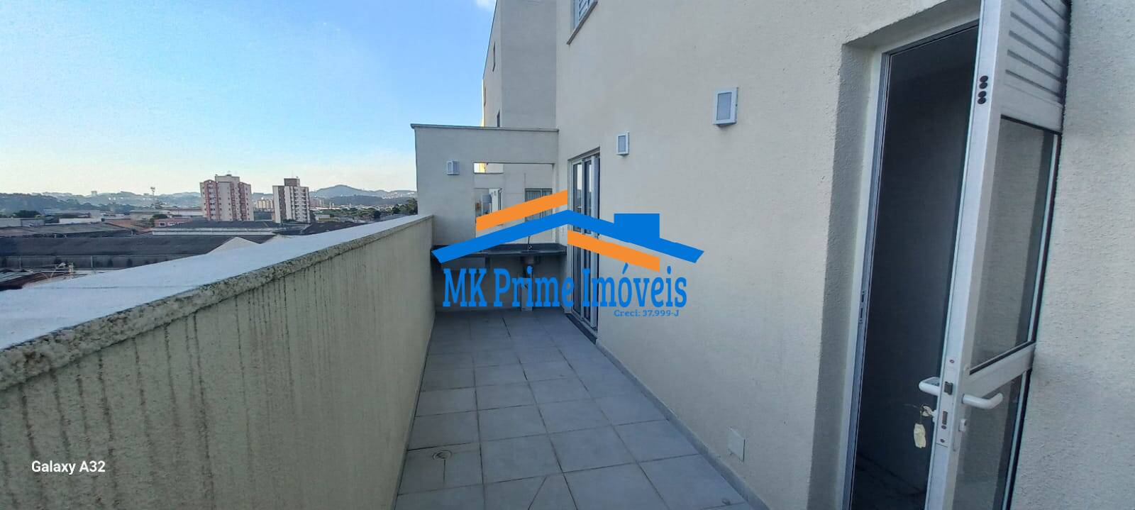 Apartamento à venda com 2 quartos, 61m² - Foto 15