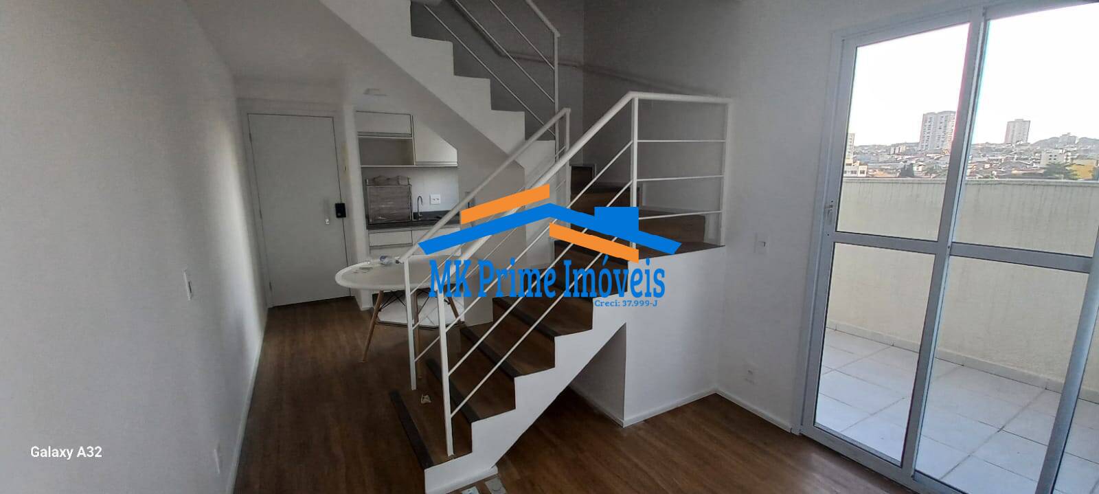 Apartamento à venda com 2 quartos, 61m² - Foto 7