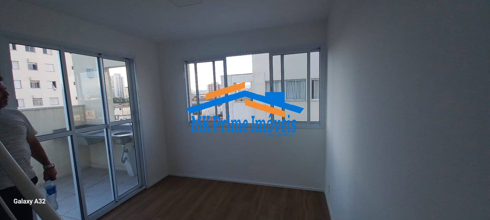 Apartamento à venda com 2 quartos, 61m² - Foto 5