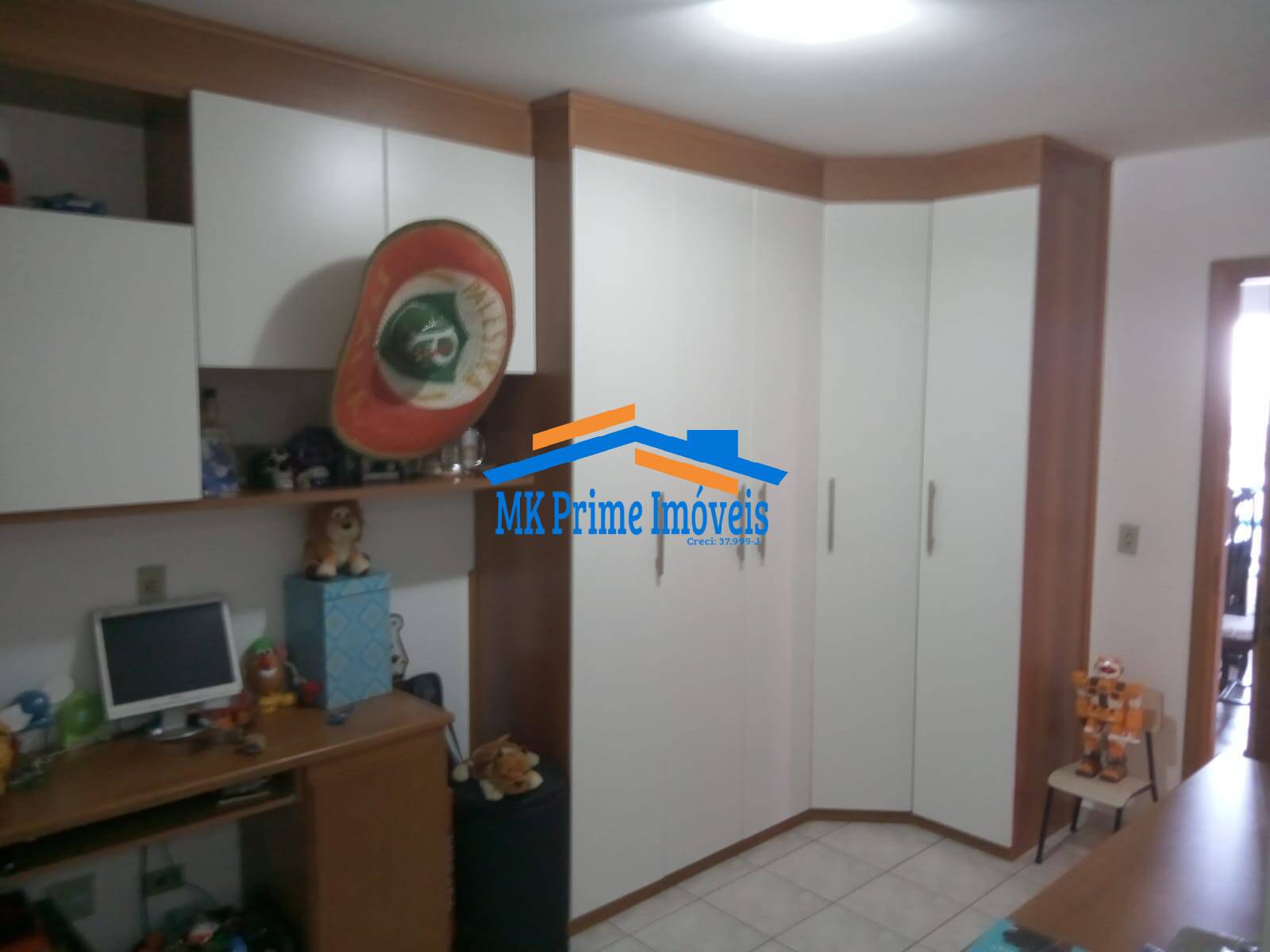 Apartamento à venda com 3 quartos, 169m² - Foto 14