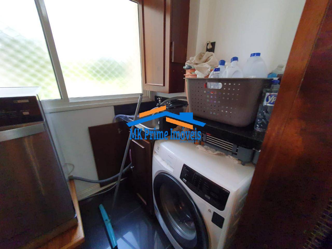 Apartamento à venda com 2 quartos, 100m² - Foto 17