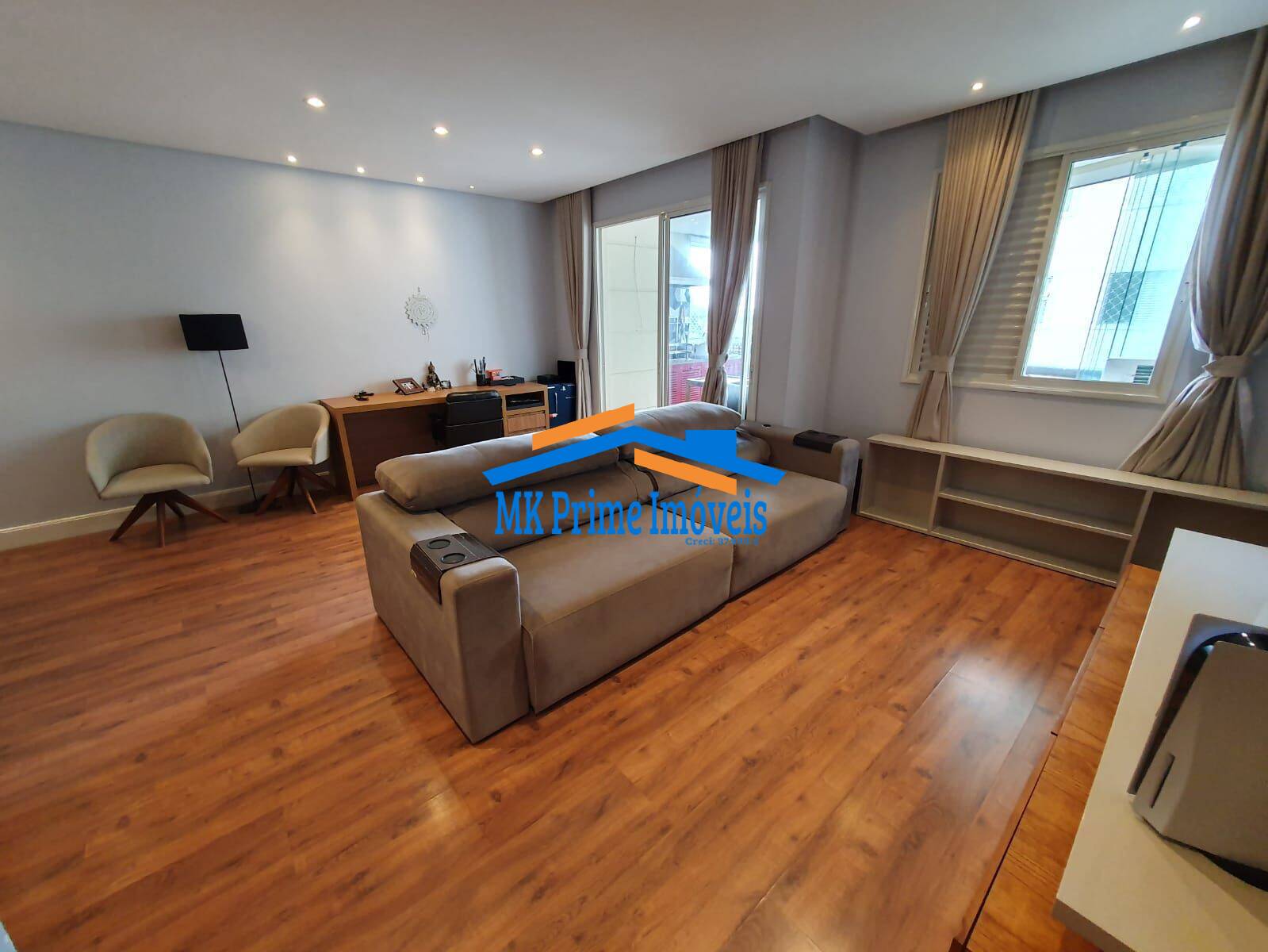 Apartamento à venda com 2 quartos, 100m² - Foto 20