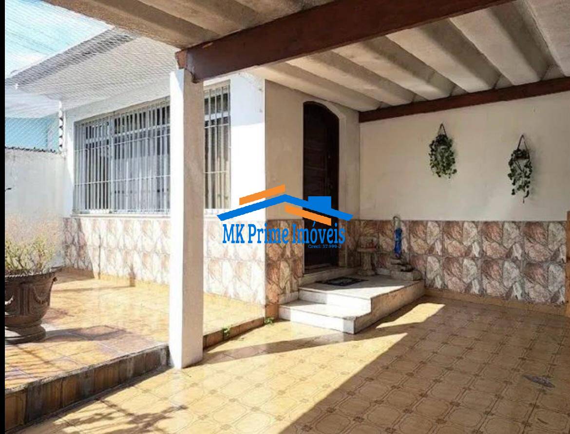 Casa à venda com 3 quartos, 250m² - Foto 1