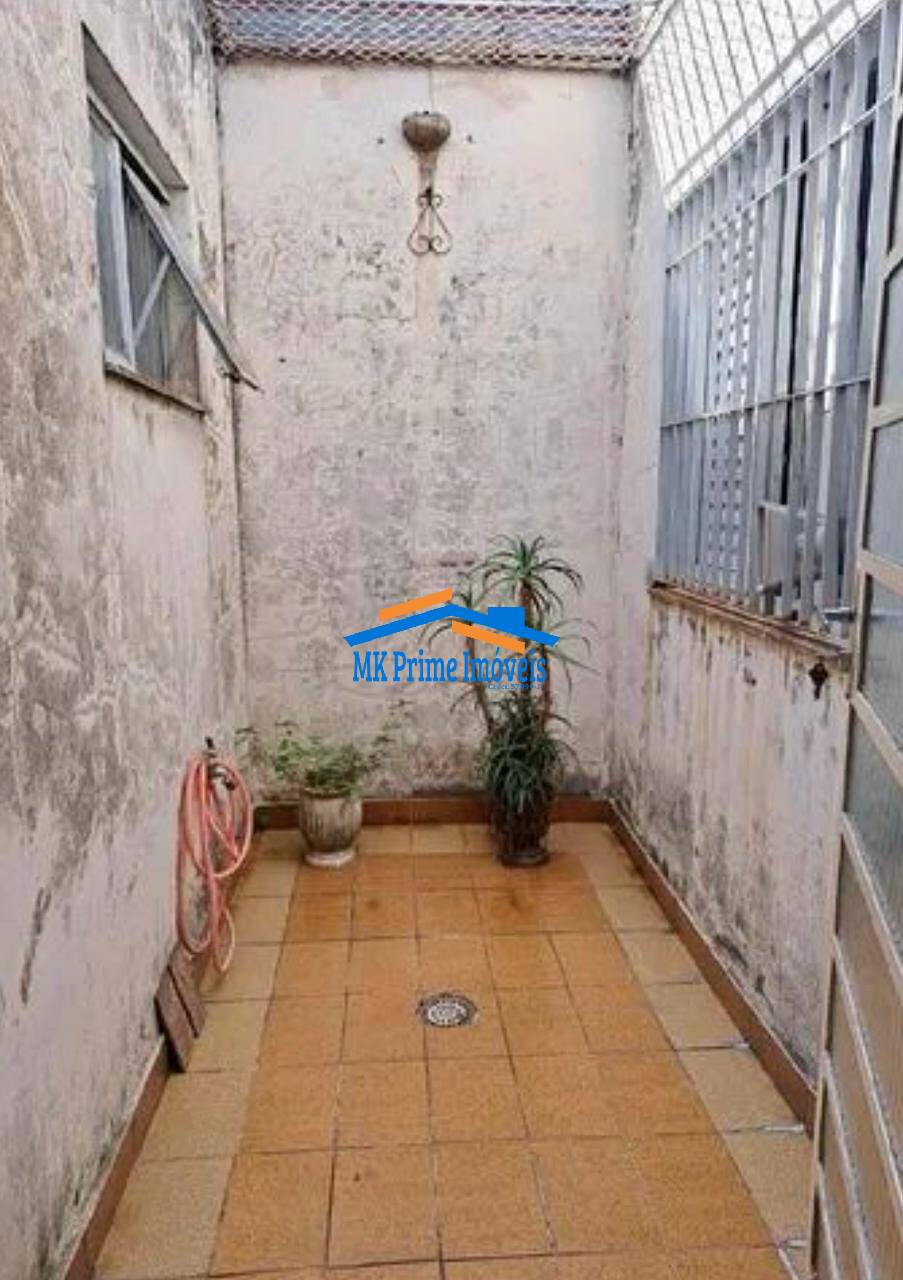 Casa à venda com 3 quartos, 250m² - Foto 16