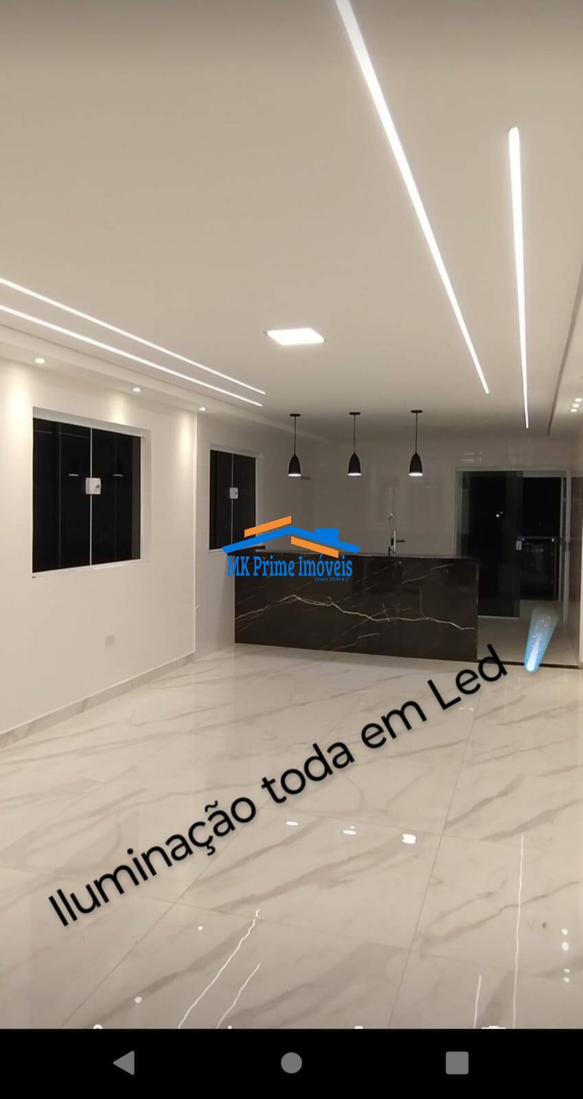 Casa à venda com 3 quartos, 169m² - Foto 1