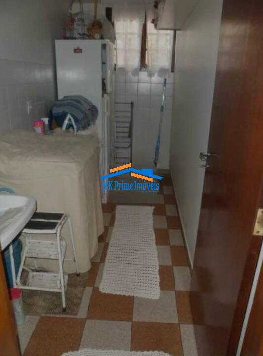 Casa de Condomínio à venda com 4 quartos, 250m² - Foto 31