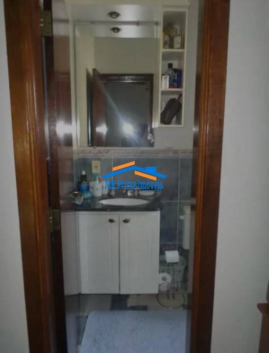 Casa de Condomínio à venda com 4 quartos, 250m² - Foto 43