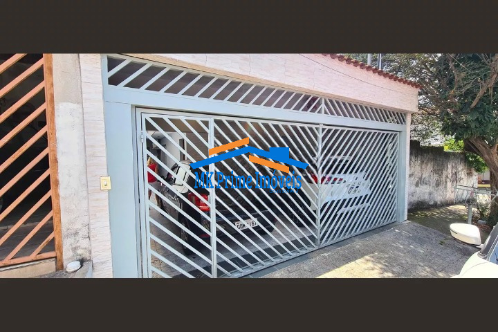 Sobrado à venda com 3 quartos, 185m² - Foto 1