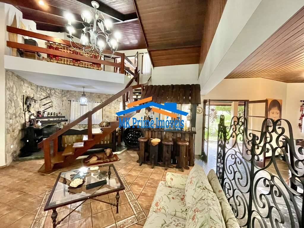 Casa de Condomínio à venda com 4 quartos, 428m² - Foto 2