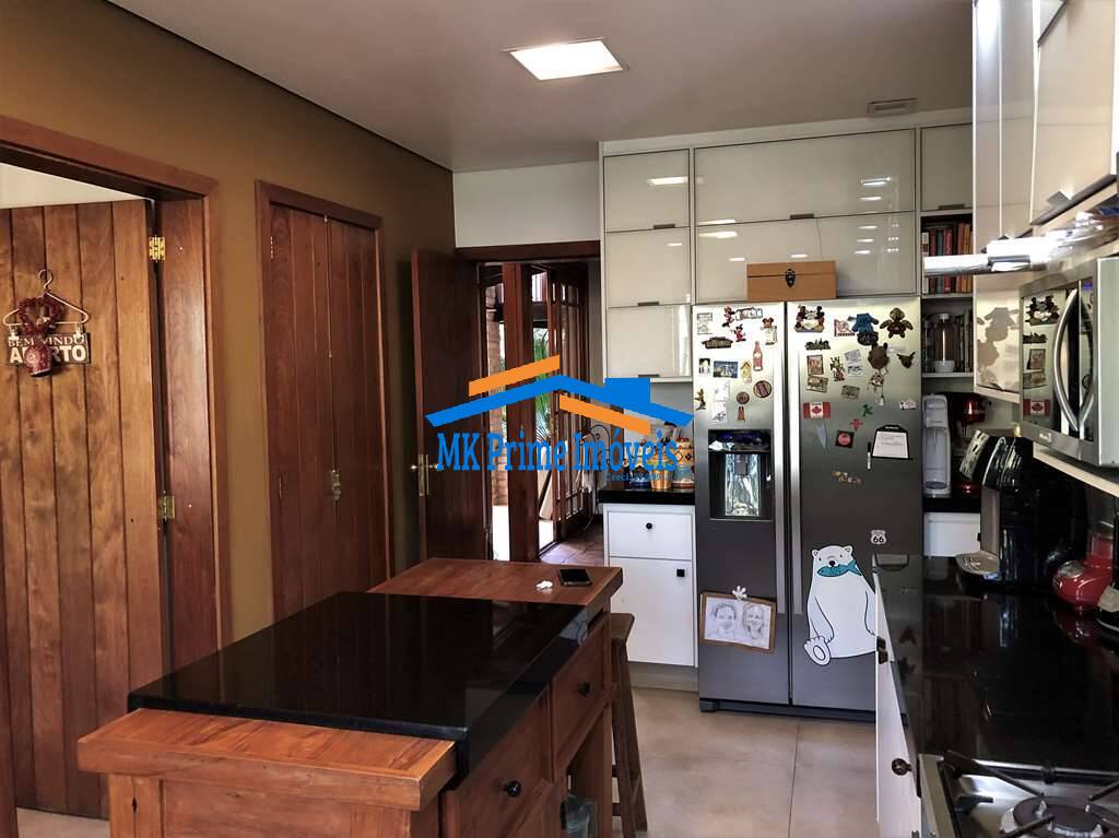 Casa de Condomínio à venda com 4 quartos, 450m² - Foto 13