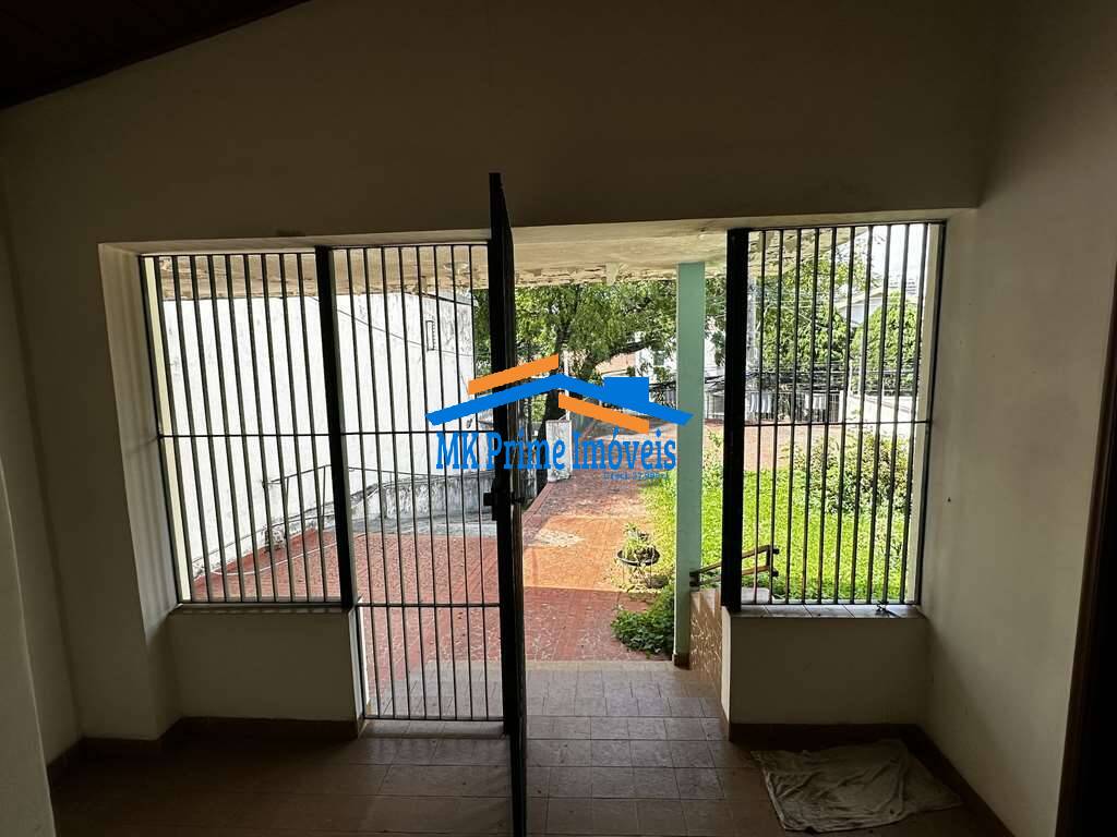 Casa à venda com 2 quartos, 320m² - Foto 11