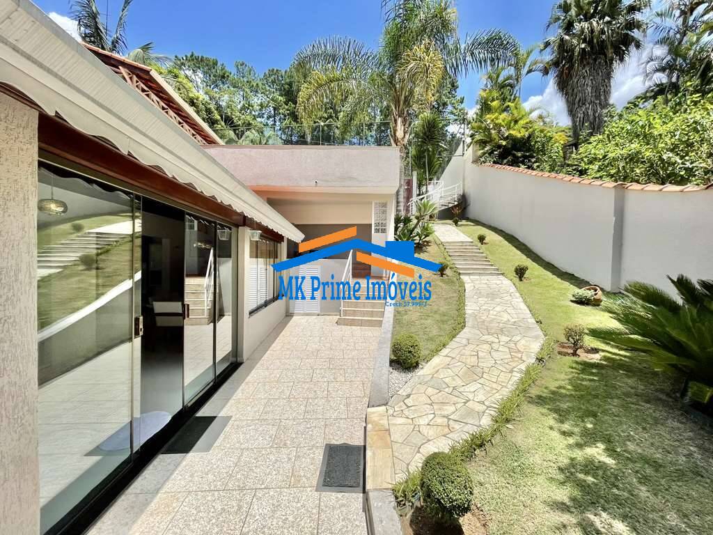 Casa de Condomínio à venda com 3 quartos, 215m² - Foto 38