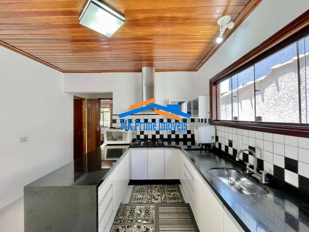 Casa de Condomínio à venda com 3 quartos, 215m² - Foto 11