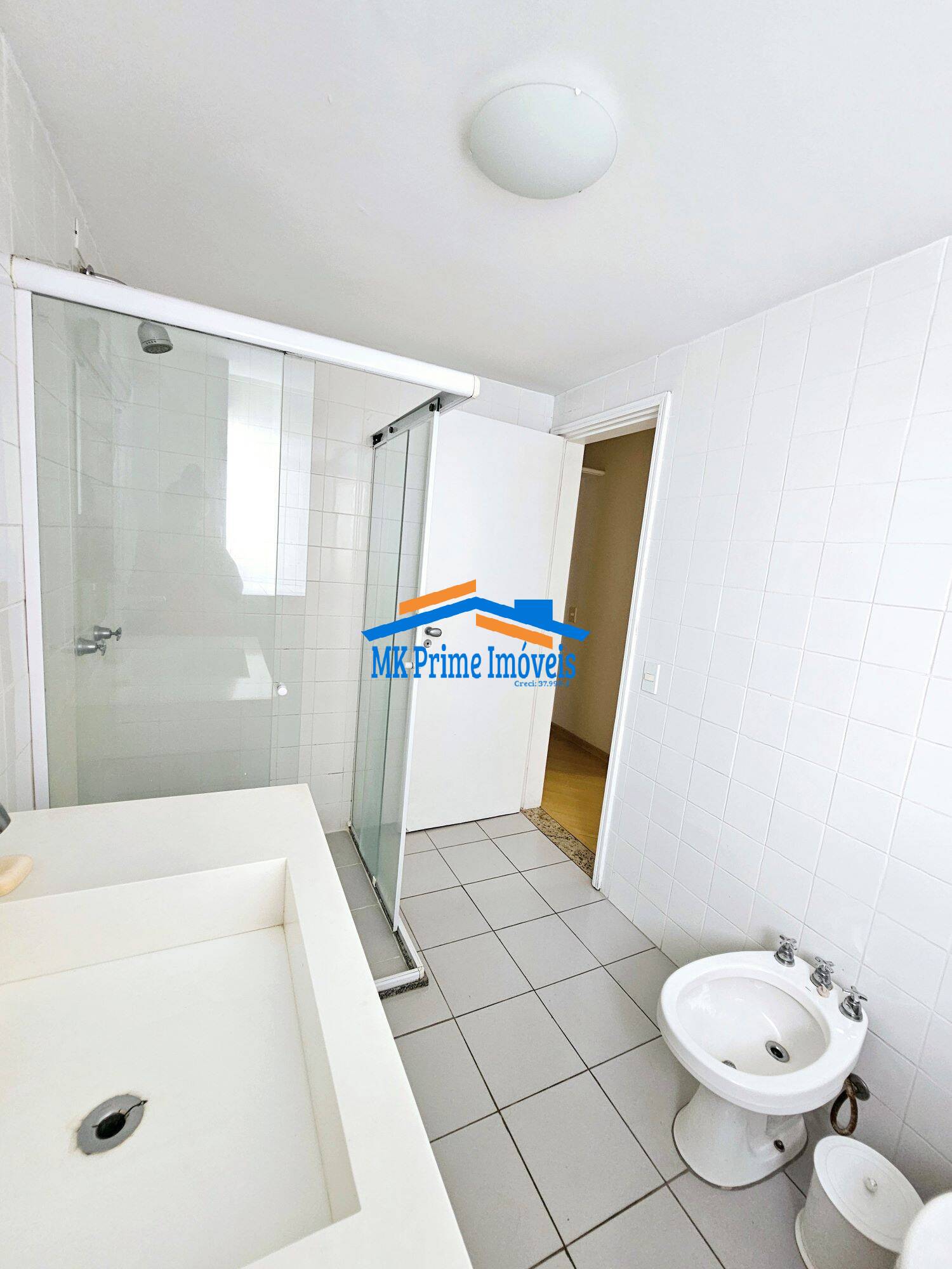 Apartamento à venda com 3 quartos, 134m² - Foto 11