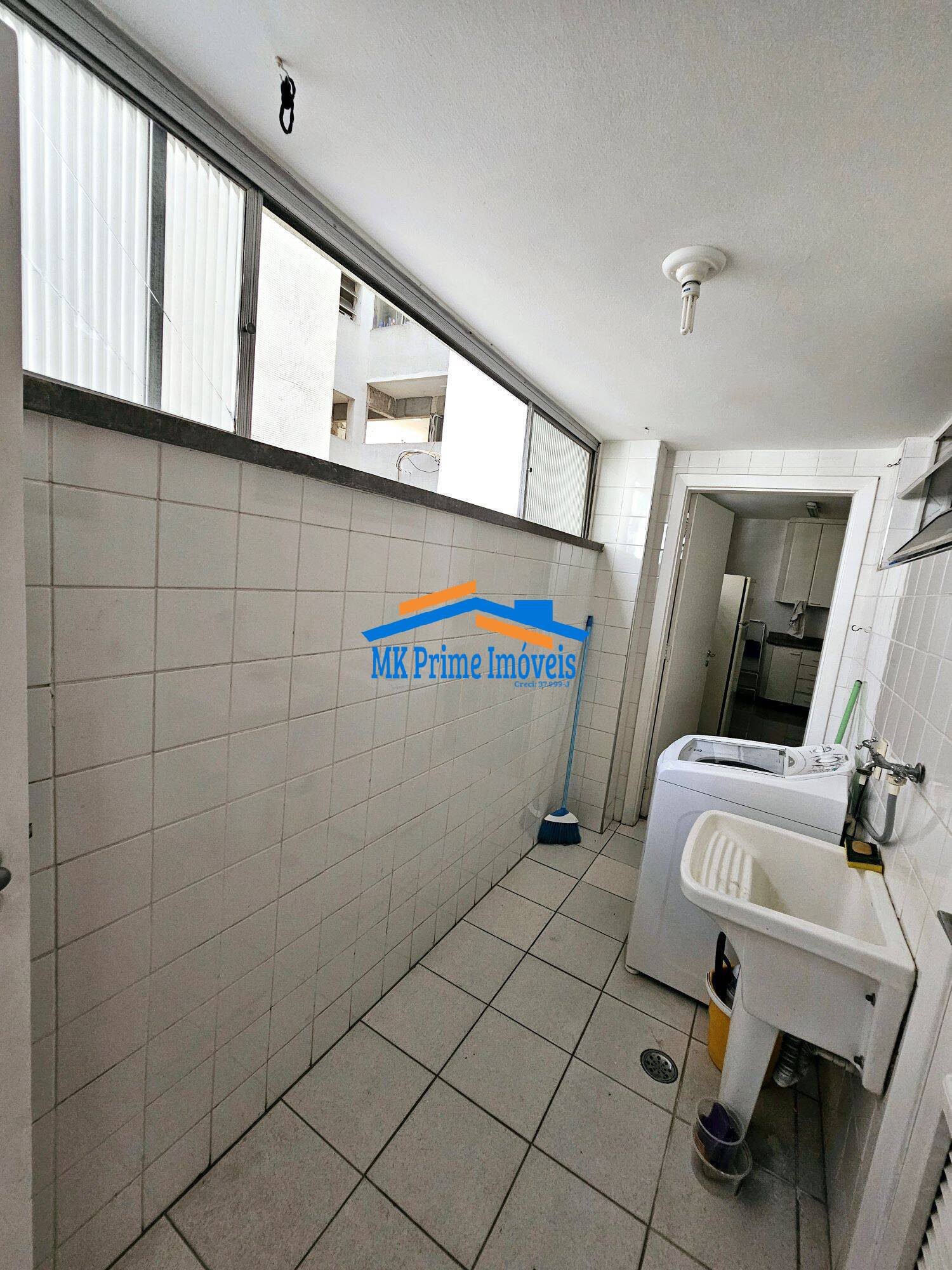 Apartamento à venda com 3 quartos, 134m² - Foto 17