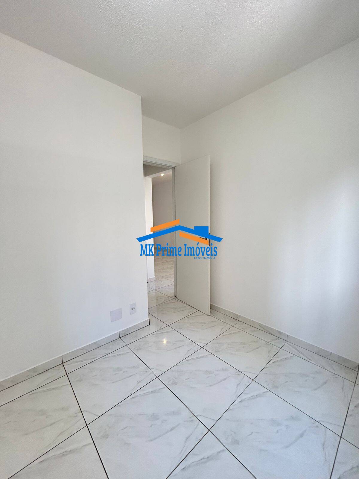 Apartamento à venda com 2 quartos, 45m² - Foto 12