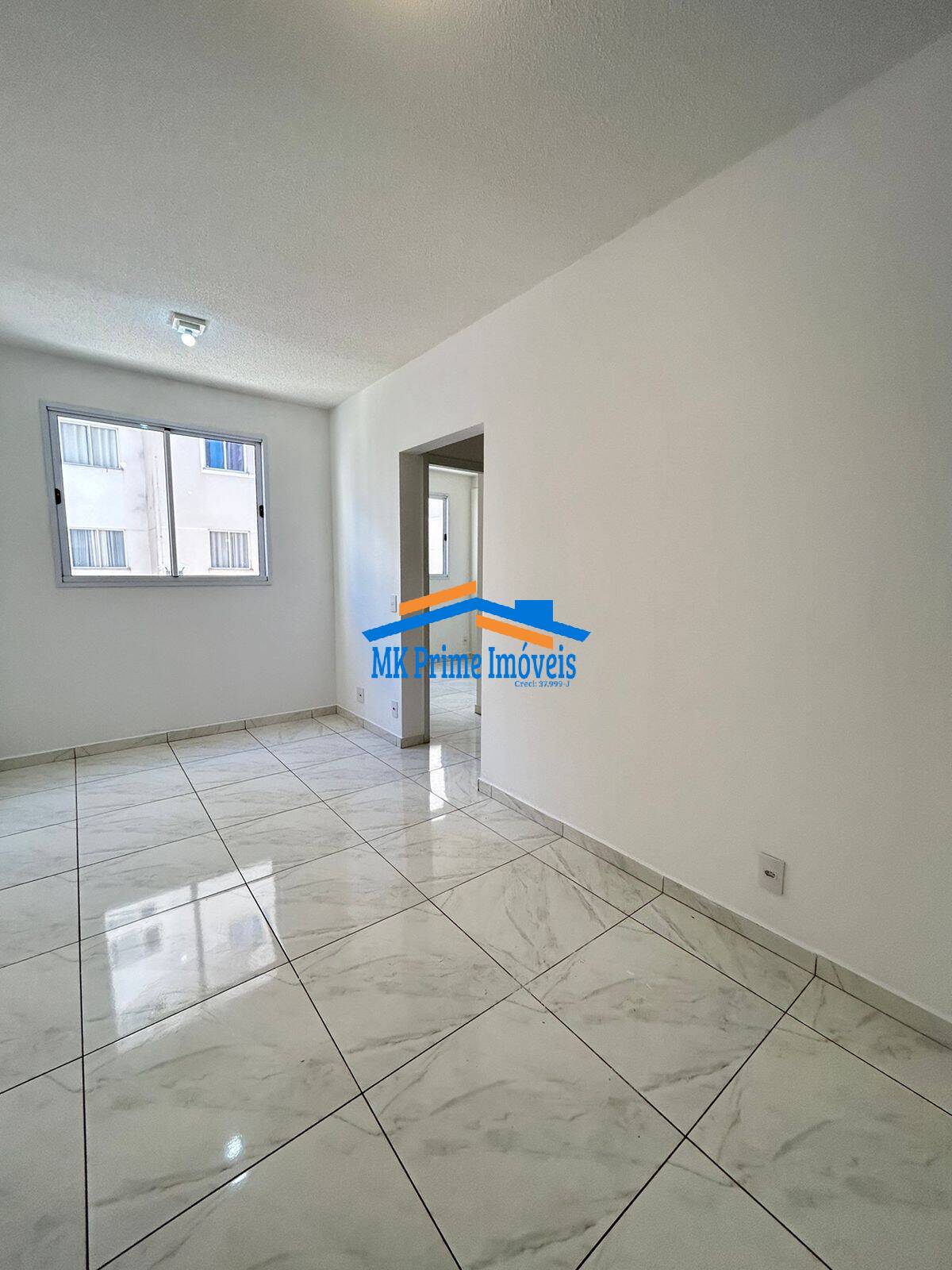 Apartamento à venda com 2 quartos, 45m² - Foto 3