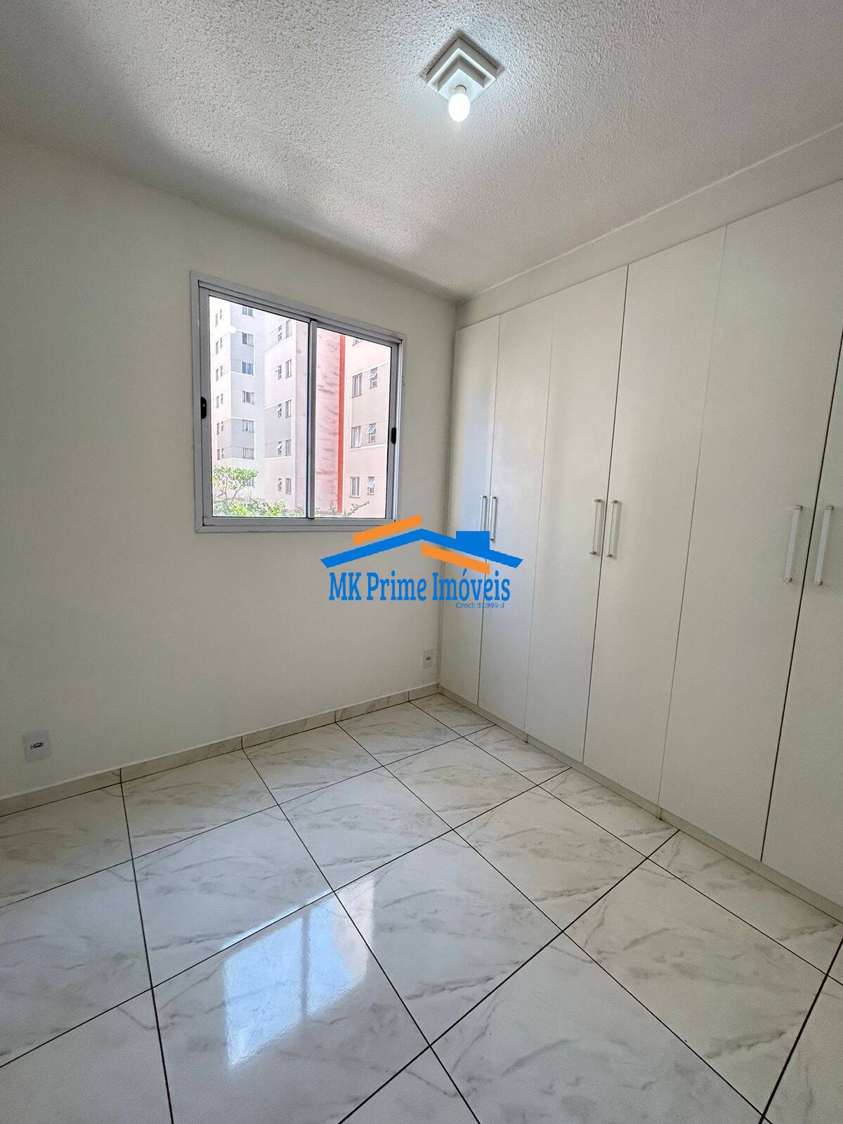 Apartamento à venda com 2 quartos, 45m² - Foto 11