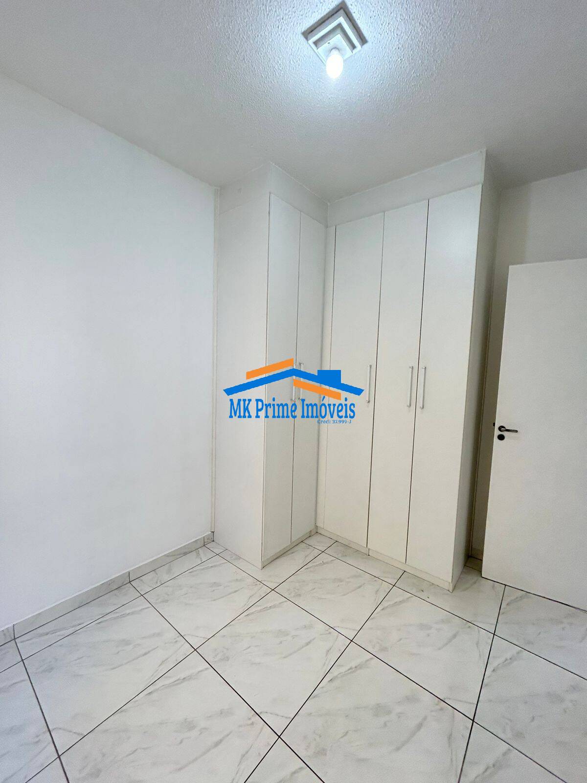 Apartamento à venda com 2 quartos, 45m² - Foto 13