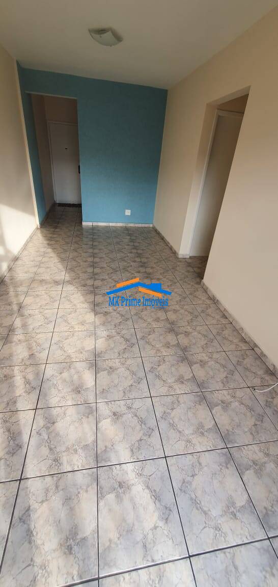 Apartamento à venda com 2 quartos, 62m² - Foto 3