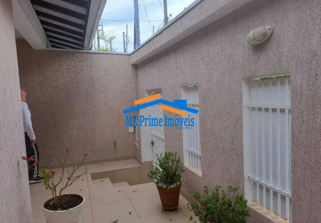 Sobrado à venda com 3 quartos, 179m² - Foto 11