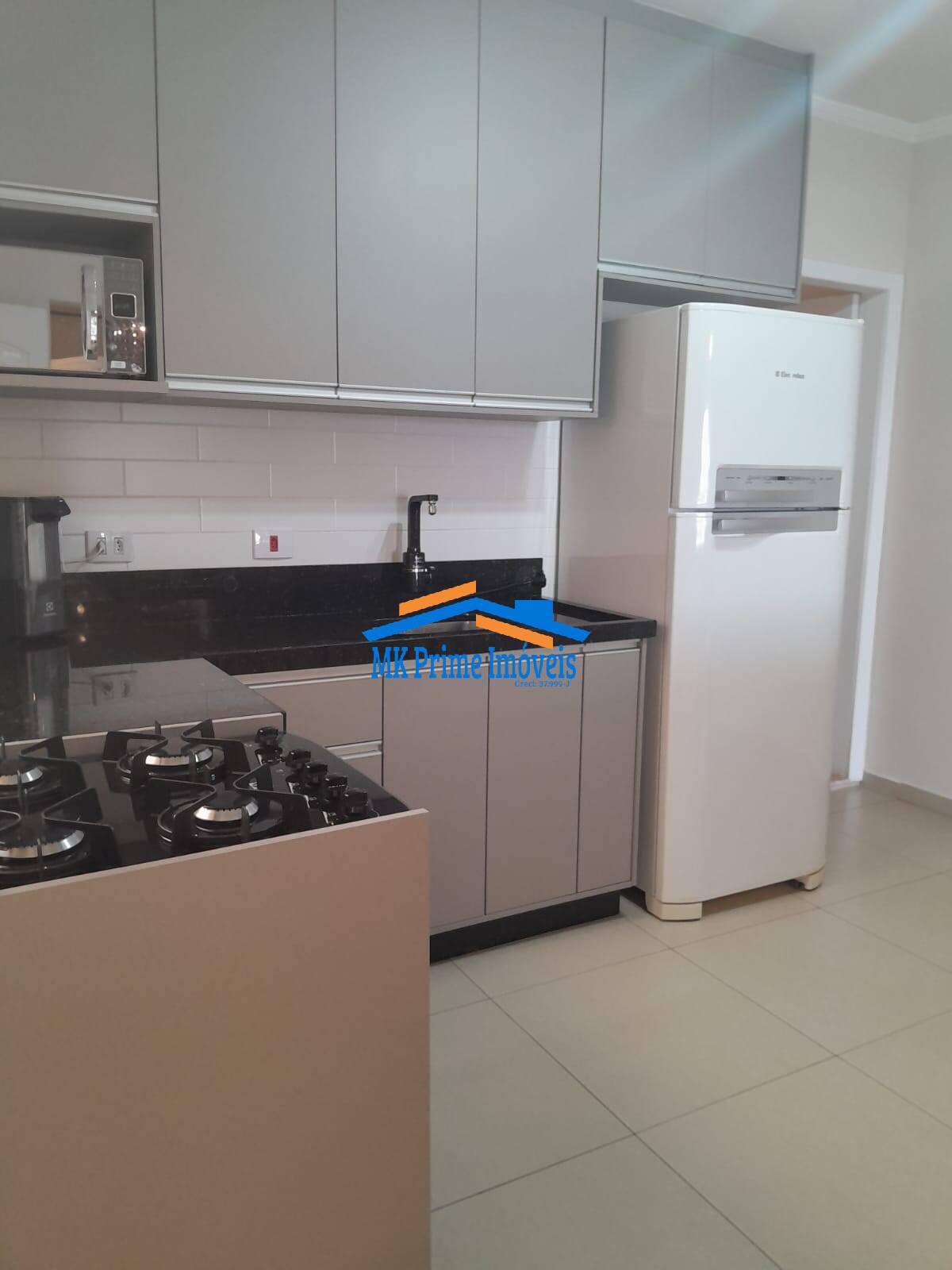 Casa à venda com 2 quartos, 130m² - Foto 10